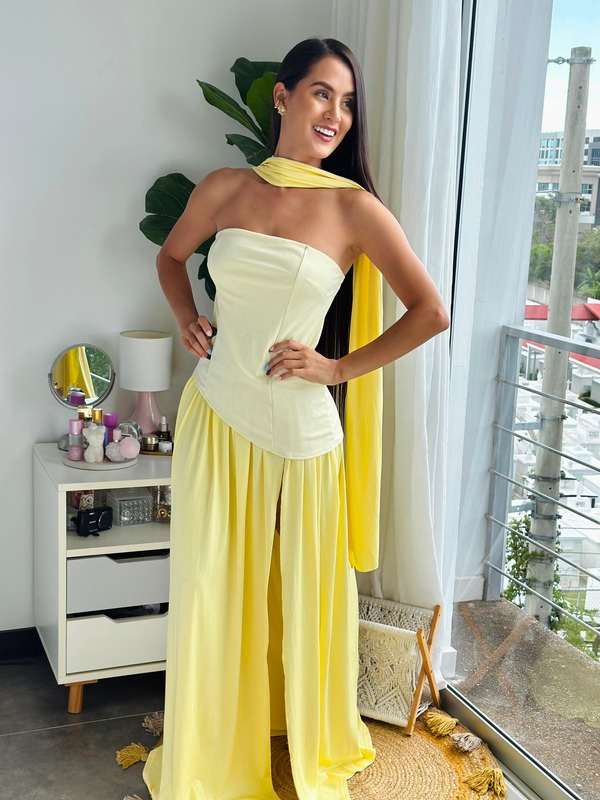 Maxi yellow dress romantico y elegante a · vista 3