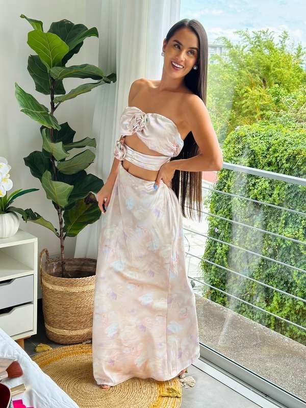 Maxi vestido divino vean el frente y · vista 1