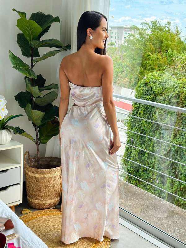 Maxi vestido divino vean el frente y · vista 2