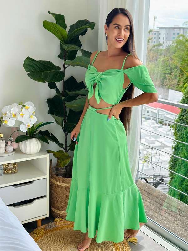 Maxi dress divino verde pastel nos encanta · vista 3